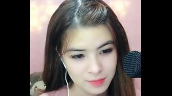 Em Gái Việt Hot Uplive