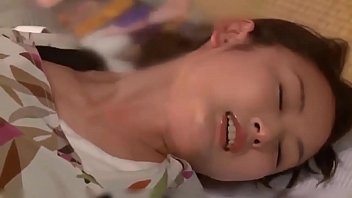 Địt em hàng xóm sướng t_ lồn