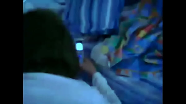 Rapidin Mientras Manda Mensaje Al Marido