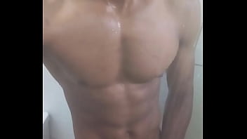 Um Banho Gostoso - big-cock, negro, banho, soloboy, rola-preta - Video 3120851