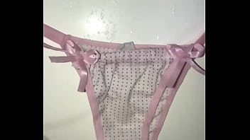 Gozando Calcinha Rosa Sobrinha