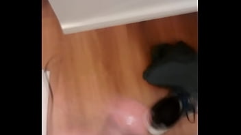 Masturbation, Gay, Cock-slapping - Gay - 2025 - Steamy - Scene - Video 3184961