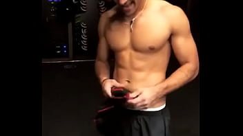 Có ai thấy ku ảnh u l_n một cục kh_ng?