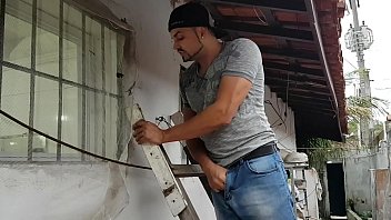 Espiando Minha Vizinha Tomar Banho !!! Ela Me Pegou !!! Gostou E Me Chamou Para Entrar ( Paty Bumbum - Juninho Gogoboy - El Toro De Oro )