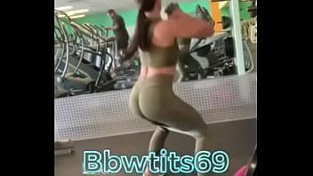 يسعد رب طيزيك