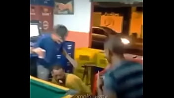 Comendo A Mulher Do Corno Klr