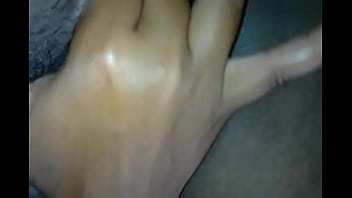 Lo Que Mi Papi Me Pide Yo Se Lo Doy