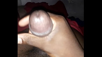 novinho de 22 anos gozando...