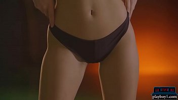 Teen Beauty Sea Rose Chilling Naked In A Warm Hot Tub