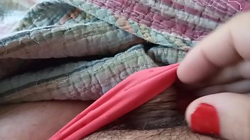 Cdzinha Brincando Com Pintinho