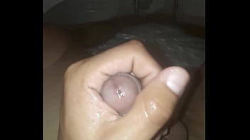 Masturbacion En La Bañera
