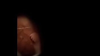 Espiando Meu Padrasto No Banheiro