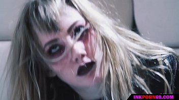 The Psychopath Girl Is Fucked By Her Pervert Doctor