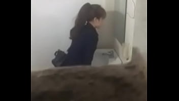 Nha Ve Sinh 02 | Kenthiendia