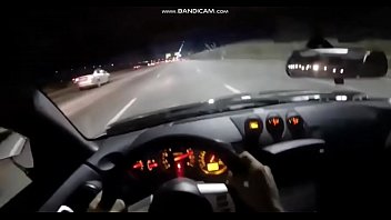 Gostoso Dando Drift E Arombando O Cu Da Rua