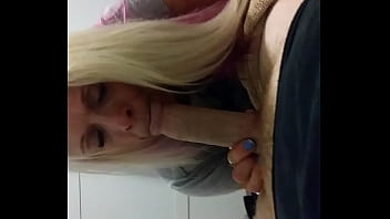 Johnny Gets Some Head F