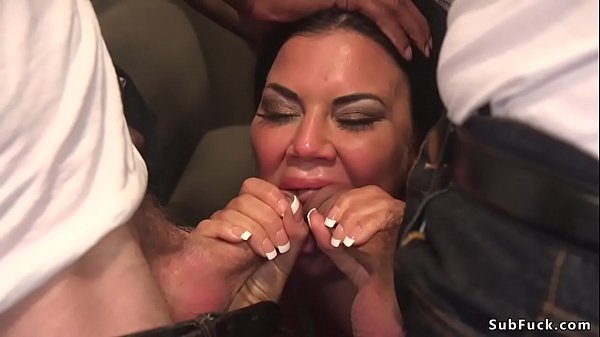 Pierced Pussy Milf Gangbang Fucked