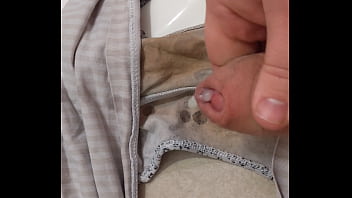 Cumming In Dirty Panties