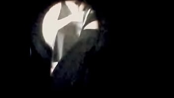 Espiando A Mi Prima Por La Cerradura