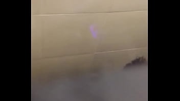 Quay Lén Trai Thẳng Thủ D_m Trong Tollet