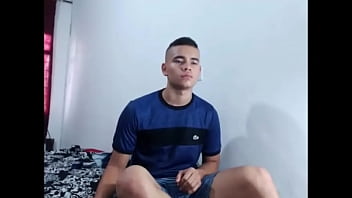 Auto Mamada De Chico Vergudo(video Completo Aqui) ----_