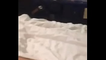 Long R_u Rồng Bắt con sóc bỏ vào lọ