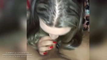 Gabriela Stokweel - Tirando Leitinho Do Pau Do Personal