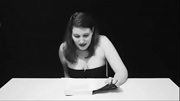 Gozando De Um Bom Livro