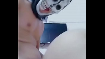 Long r_u rồng đón Halloween sớm