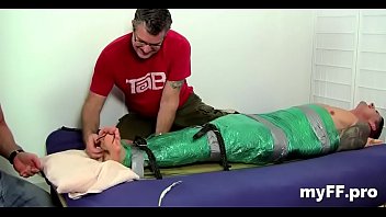 Absolute Cook Jerking And Foot Fetish - hardcore, blowjob, fetish, gay, footjob - Video 3072470