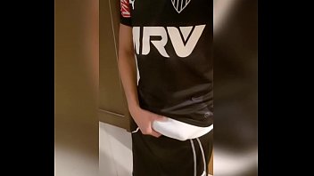 Jogador Gato Atleticano Punhetando