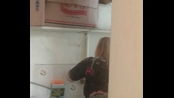 Tia Gostosa Chegou B.