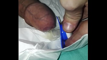 Après S__tre Branlé Sur Sa Tétine Il La Suce