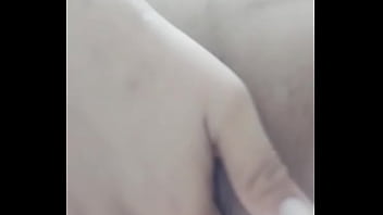 của be vy lan vy tự sướng