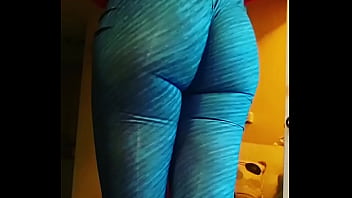 Jiggling My Ass In Push-up Leggings