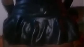 Usando El Disfras O Lenceria