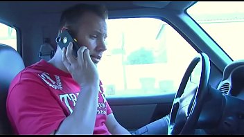 Hot Ginger Mom Gets Offended With Delivery Boy And Fucked Him