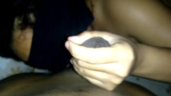 Le Vendo Los Ojos Y Me Da Una Rica Mamada De Verga