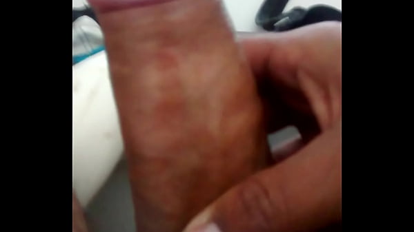 Pajita En El Baño Publico