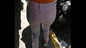 Culos Ricos En La Calle