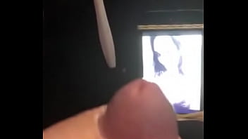 Kinkycouple69 Fan Masturbating To Her Pic