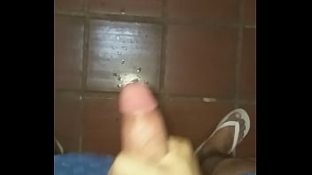 Pau Grosso Gozando - punheta, gozando, soloboy, pau-grosso - Video 3051416