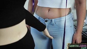 Wet Pussied Lesbians Flex And Moan