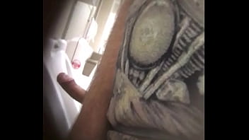 Punheta Banheiro - gay, putaria, roludo - Video 3050602