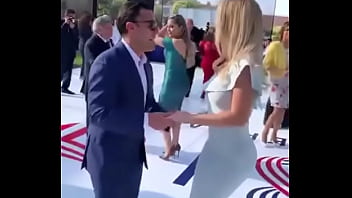 El Enorme Coraz_n De Brunella Horna