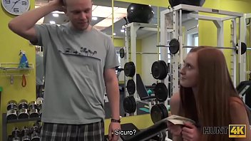 Hunt4k. La Magnifica Ragazza Linda Sweet Ama Solo Lo Sport, I Soldi E Il Sesso