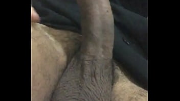 23 Años Verga Larga Pajeándose