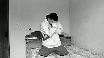 Lucas Pegando Michel Telo