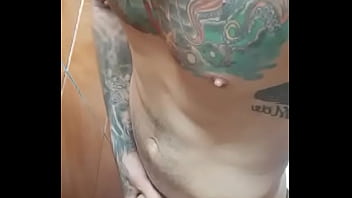 Magrinho Tattuado Pombão