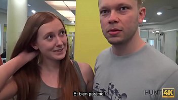 Hunt4k. La Joven Y Bella Linda Sweet Ama Los Deportes, El Dinero Y El Sexo